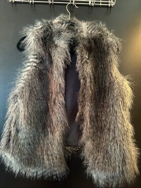 Calvin Klein Faux Fur Vest - Gray Brown Women's Sleeveless Coat